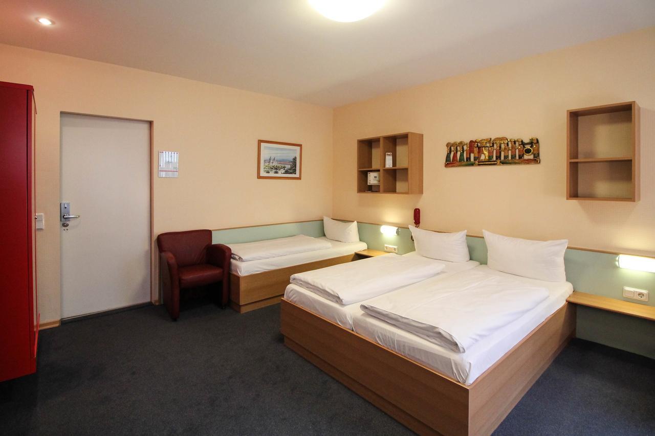 Sachsenhof 3* Berlino
