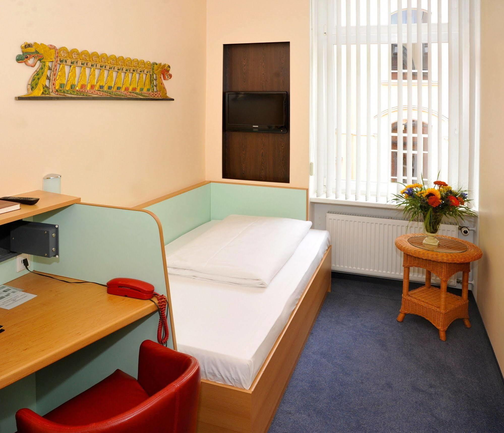 Sachsenhof Hotel 3*